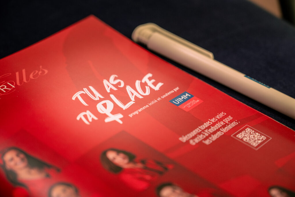 Salon à Toy evenements louviers pour l'industrie UIMM