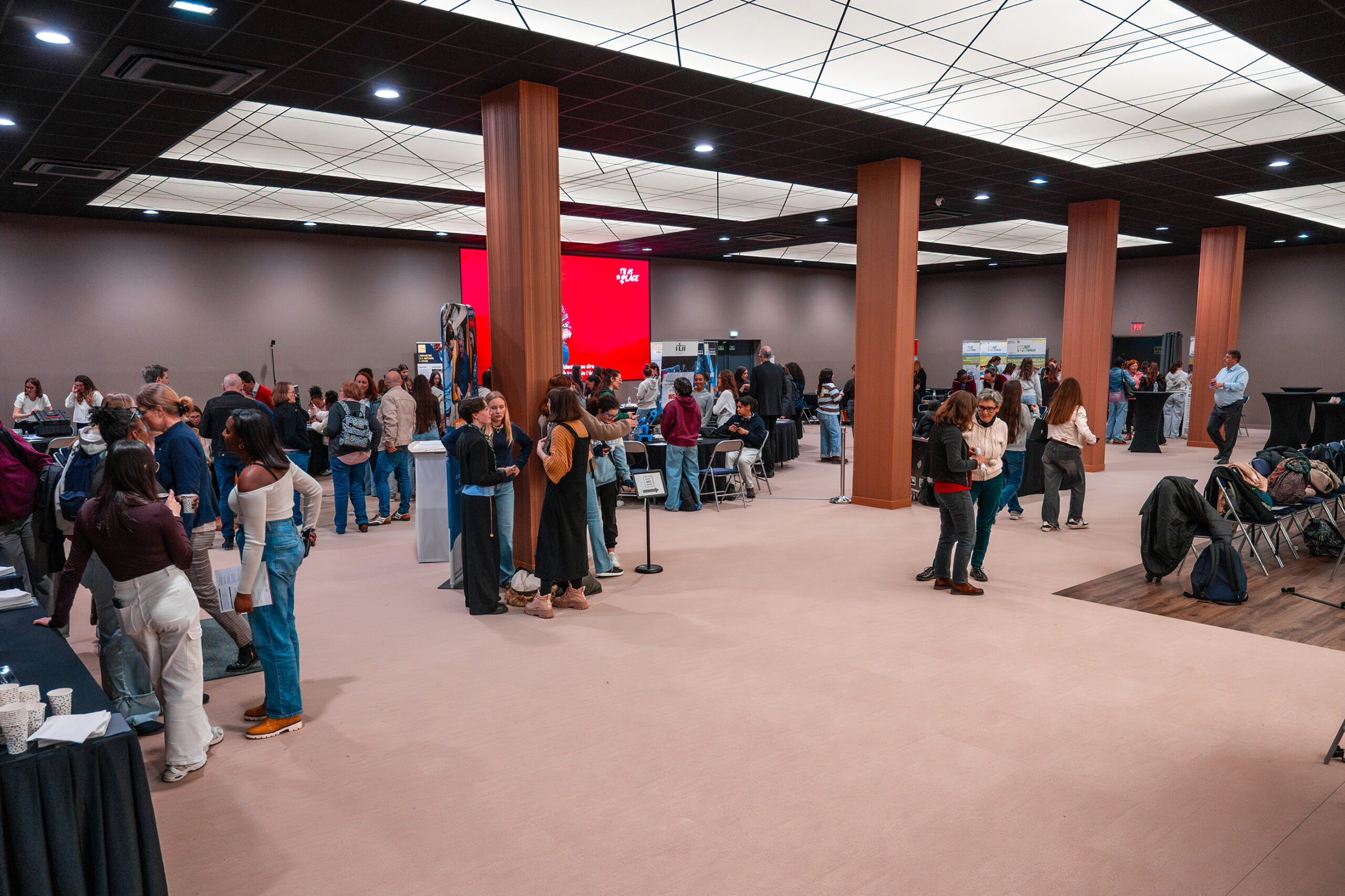 Le salon des IndustriElles par l&rsquo;UIMM de l&rsquo;Eure : « Tu as ta place ! »
