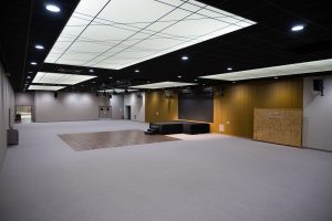 Salle 450m² | Angle WC